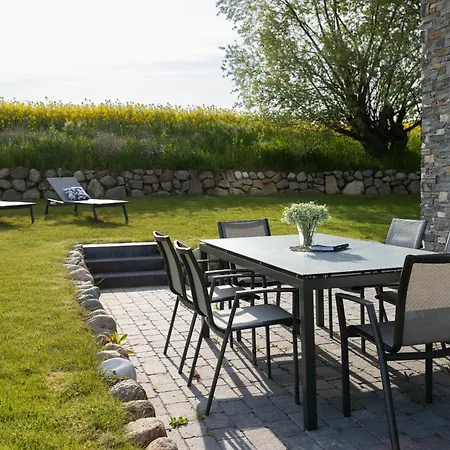 Irish Condor Holiday home Hohenkirchen (Nordwestmecklenburg)